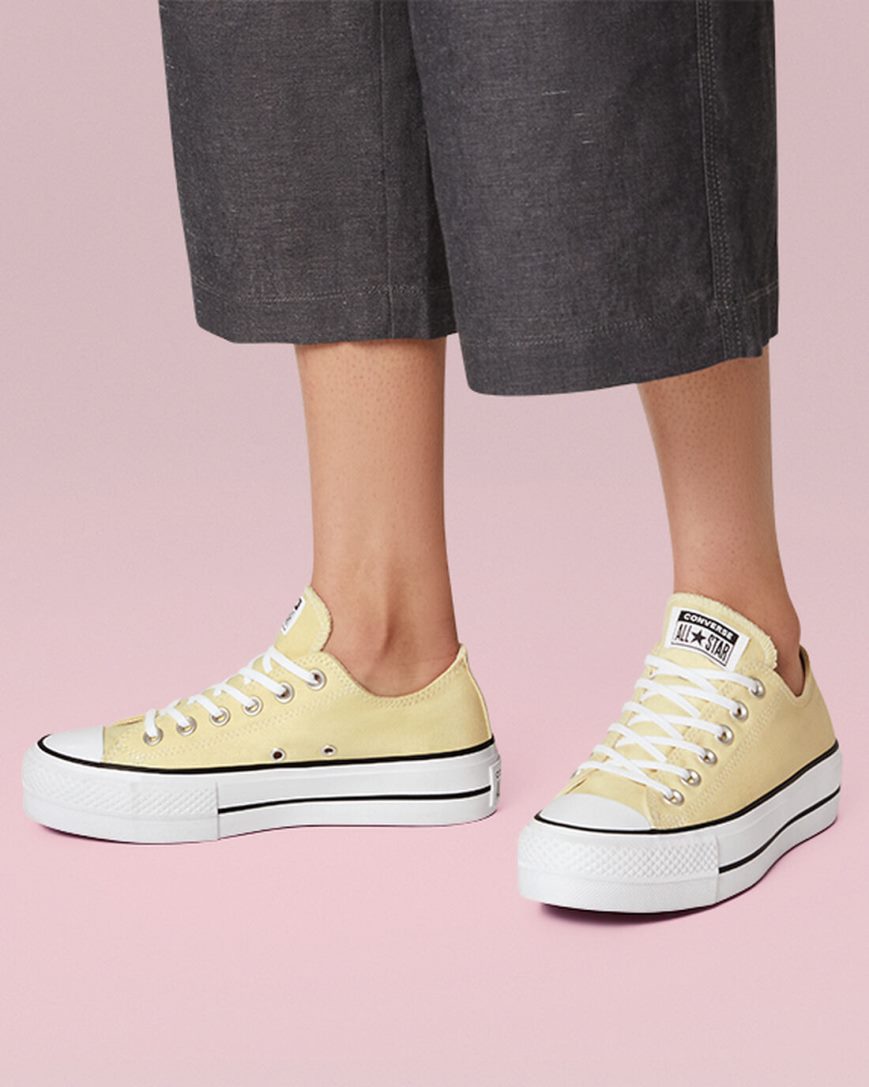 Women's Converse Chuck Taylor All Star Lift Seasonal Color Low Top Platform Shoes Lemon / Black / White | AU 6305ES